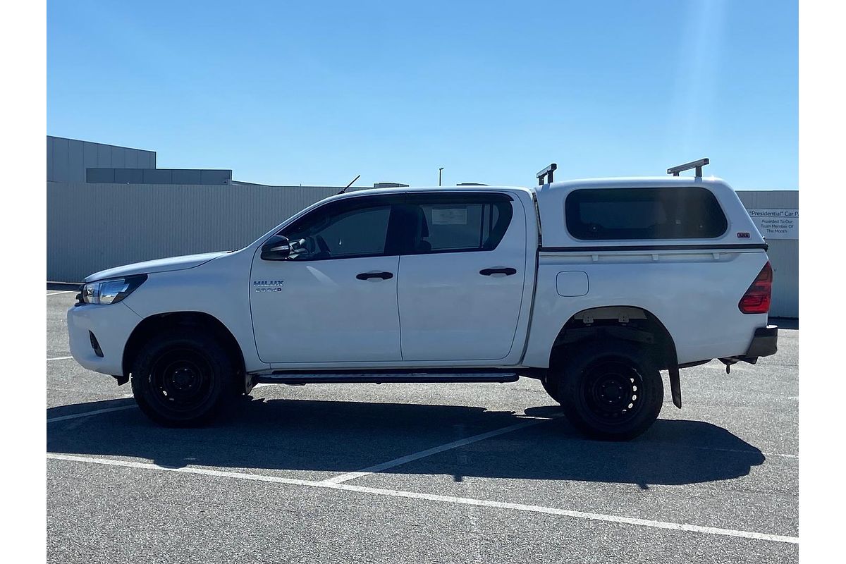 2017 Toyota Hilux SR GUN126R 4X4