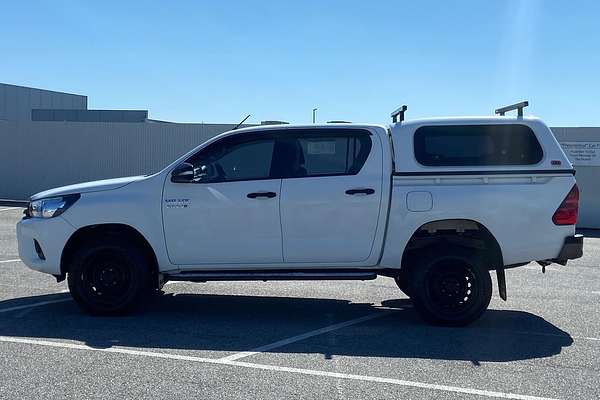 2017 Toyota Hilux SR GUN126R 4X4