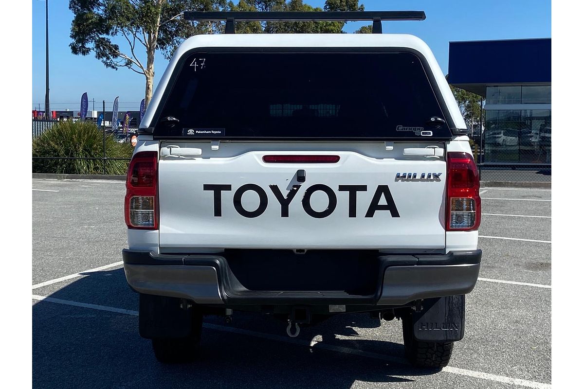 2017 Toyota Hilux SR GUN126R 4X4