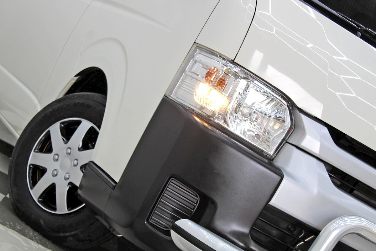 2018 Toyota Hiace KDH221R