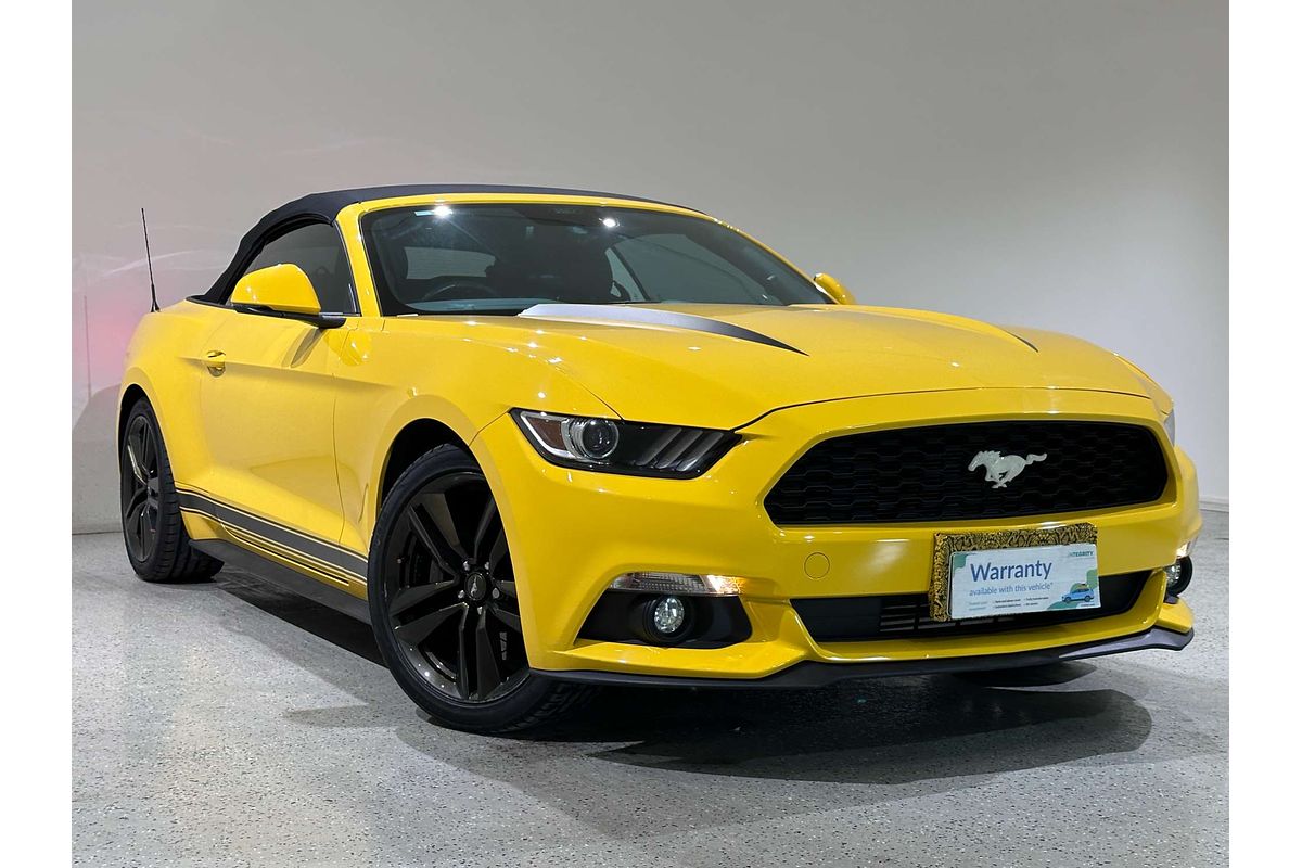 2016 Ford Mustang  FM