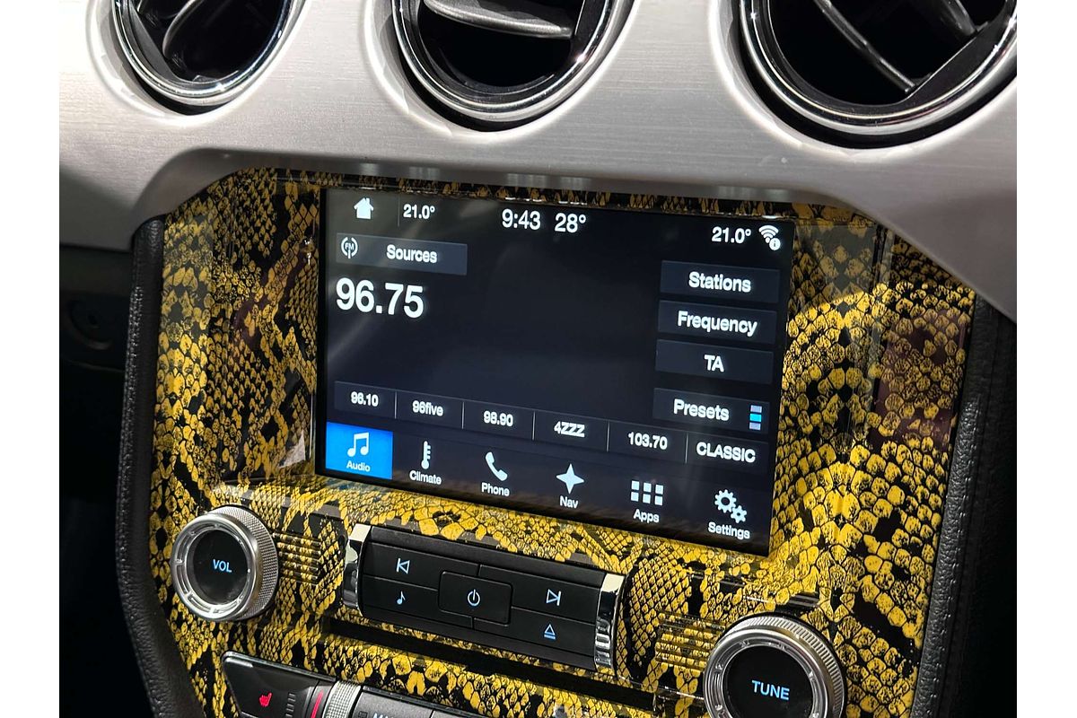 2016 Ford Mustang  FM