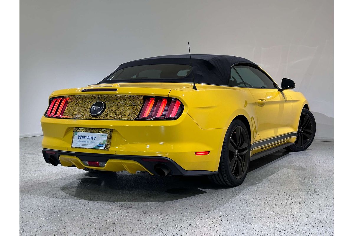 2016 Ford Mustang  FM