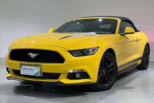 2016 Ford Mustang  FM