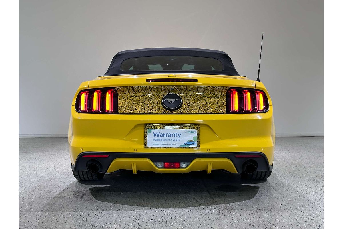 2016 Ford Mustang  FM