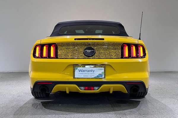 2016 Ford Mustang  FM