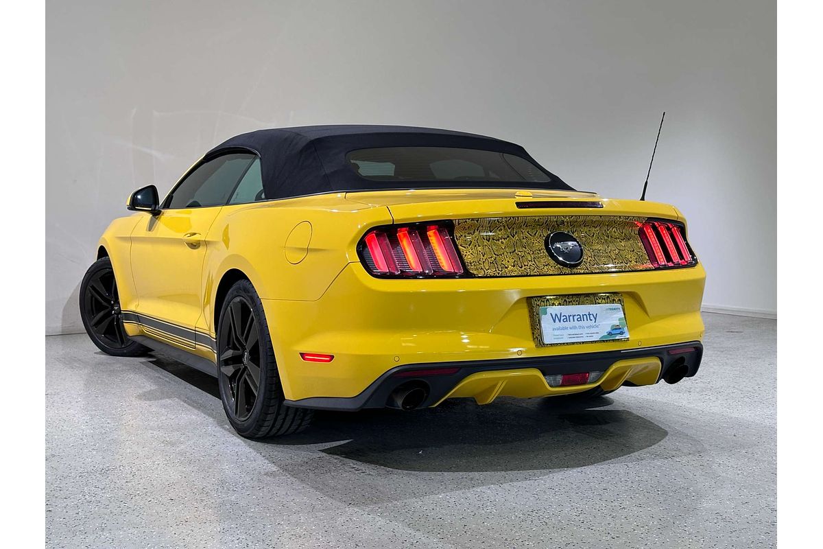 2016 Ford Mustang  FM