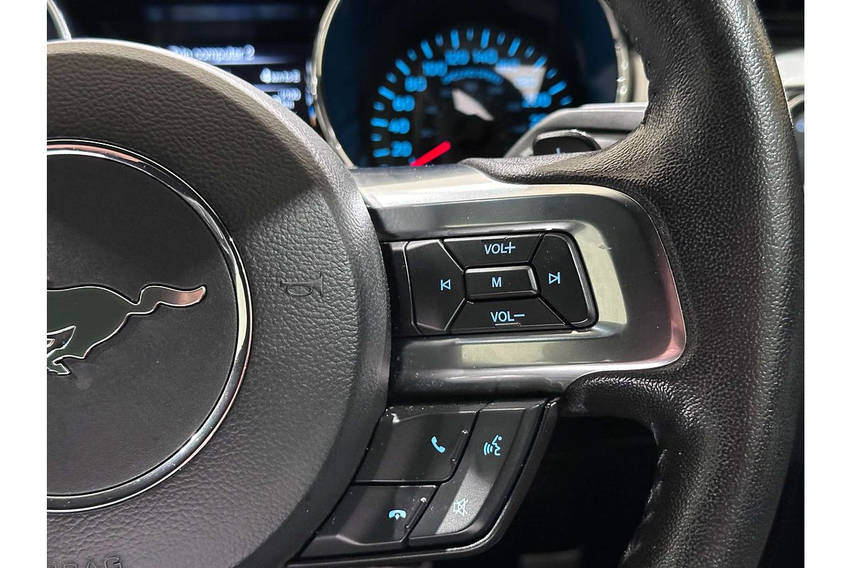 2016 Ford Mustang  FM