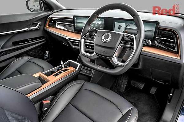 2024 KGM SsangYong Torres Ultimate J116