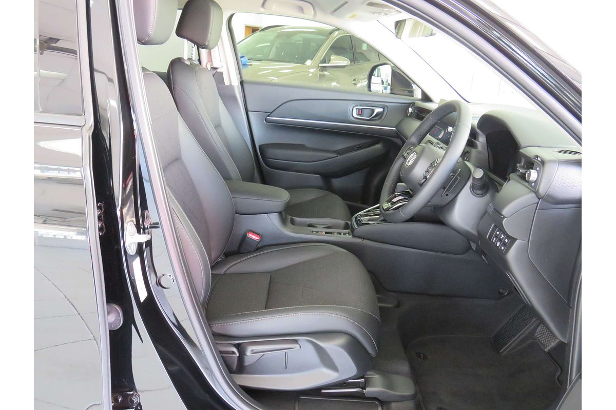 2024 Honda HR-V e:HEV L