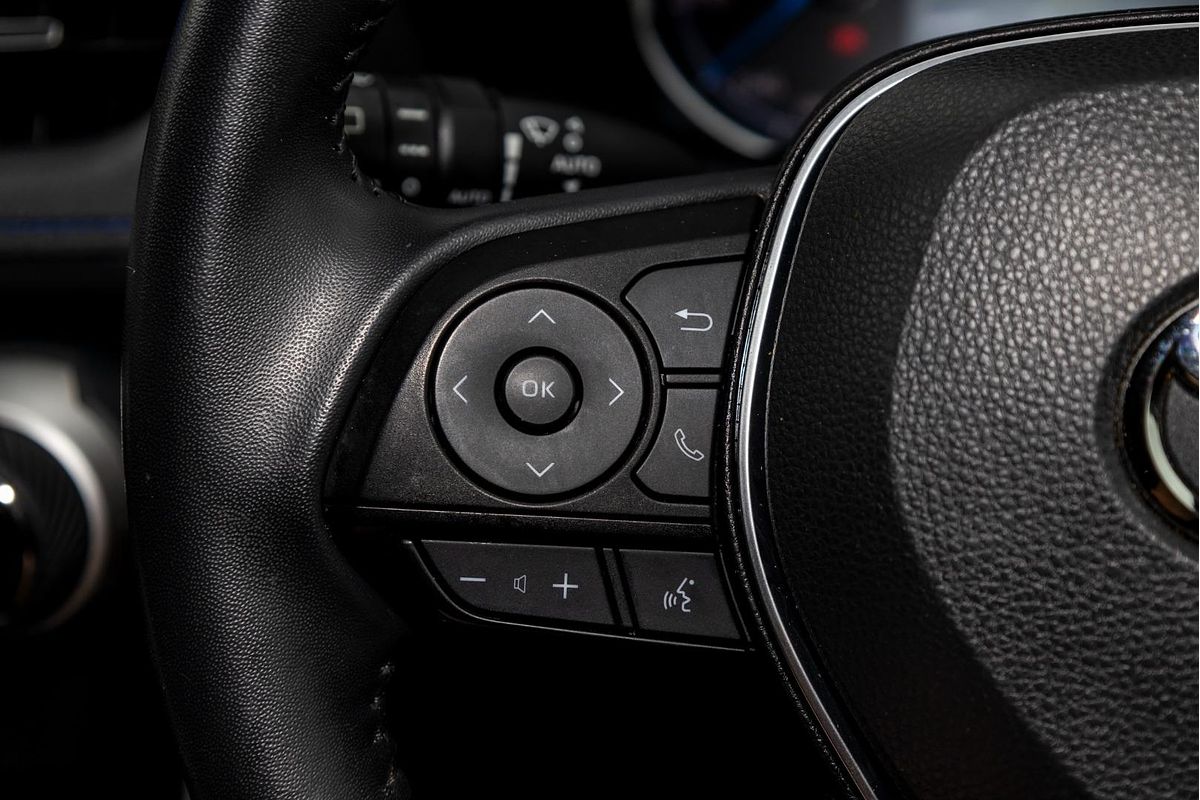 2022 Toyota RAV4 XSE AXAH54R