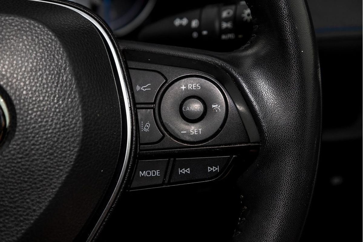 2022 Toyota RAV4 XSE AXAH54R