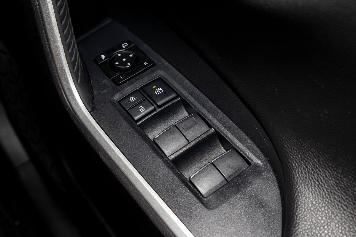 2022 Toyota RAV4 XSE AXAH54R