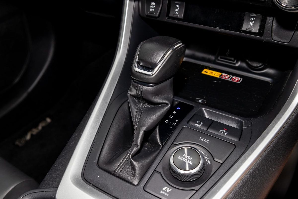 2022 Toyota RAV4 XSE AXAH54R