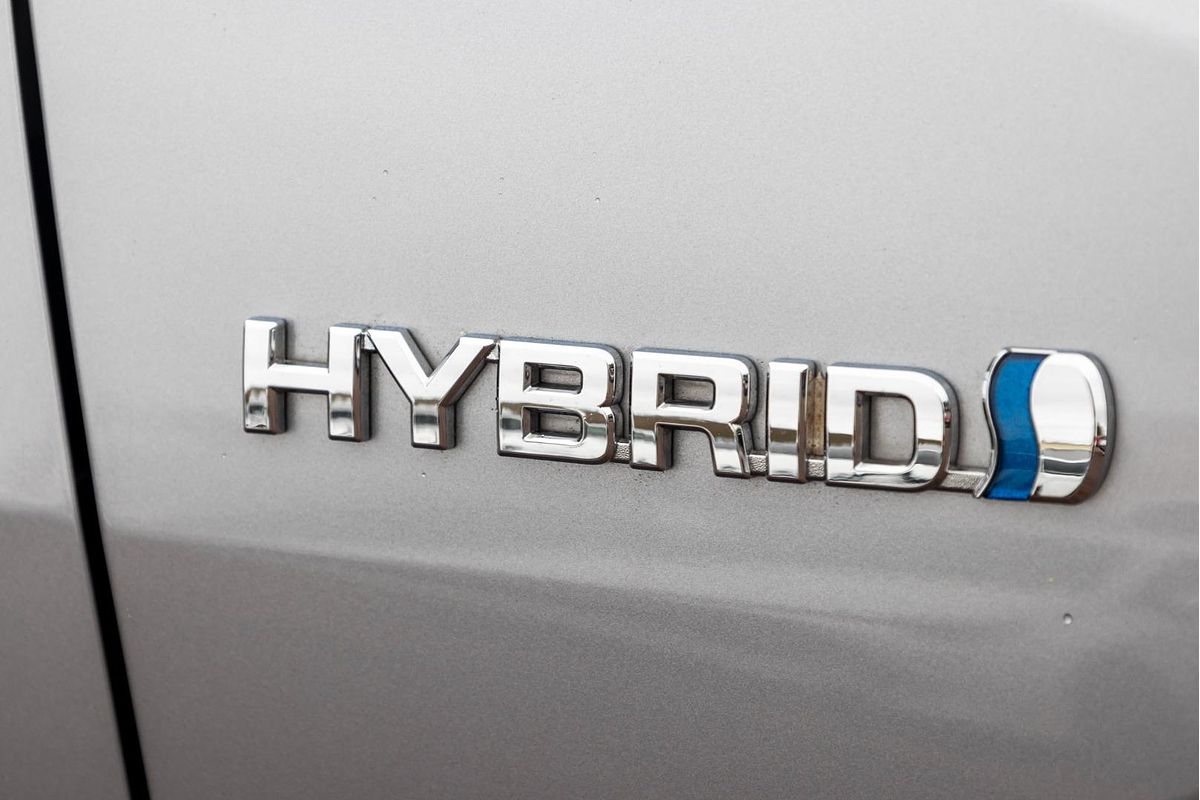 2022 Toyota RAV4 XSE AXAH54R