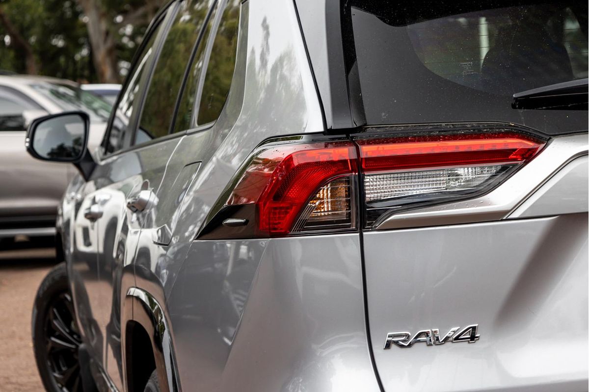 2022 Toyota RAV4 XSE AXAH54R