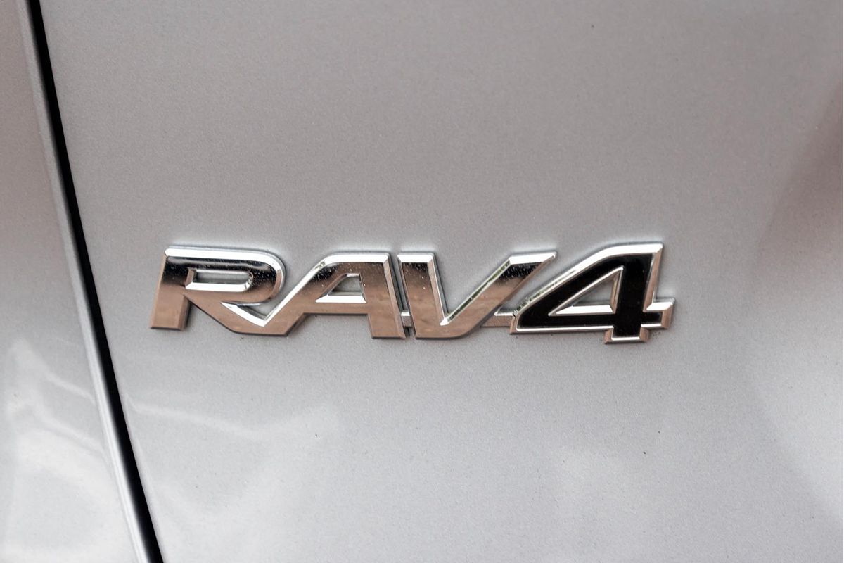 2022 Toyota RAV4 XSE AXAH54R