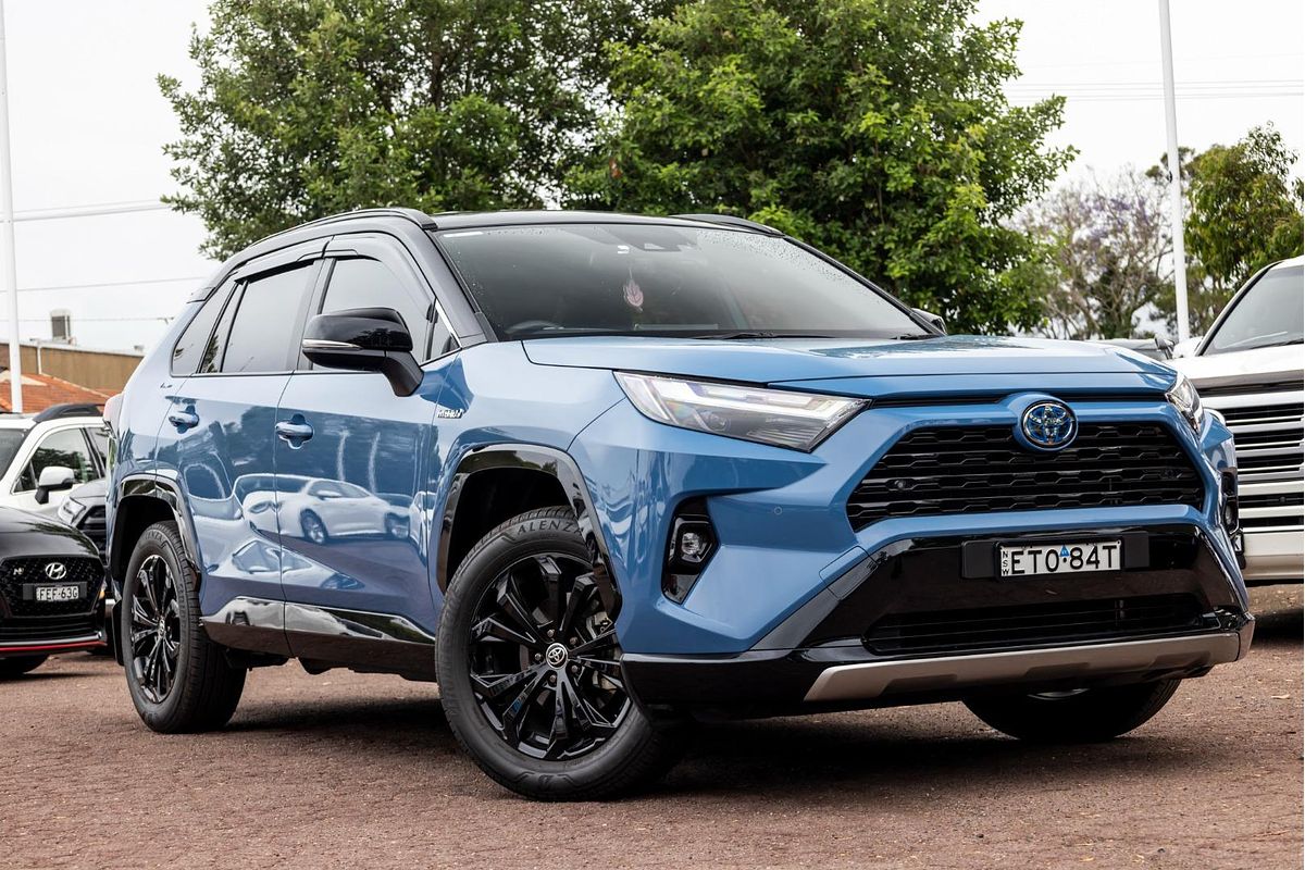 2022 Toyota RAV4 XSE AXAH52R