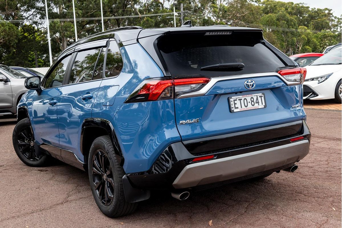 2022 Toyota RAV4 XSE AXAH52R