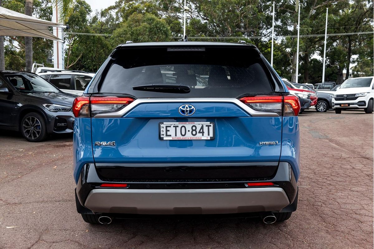 2022 Toyota RAV4 XSE AXAH52R