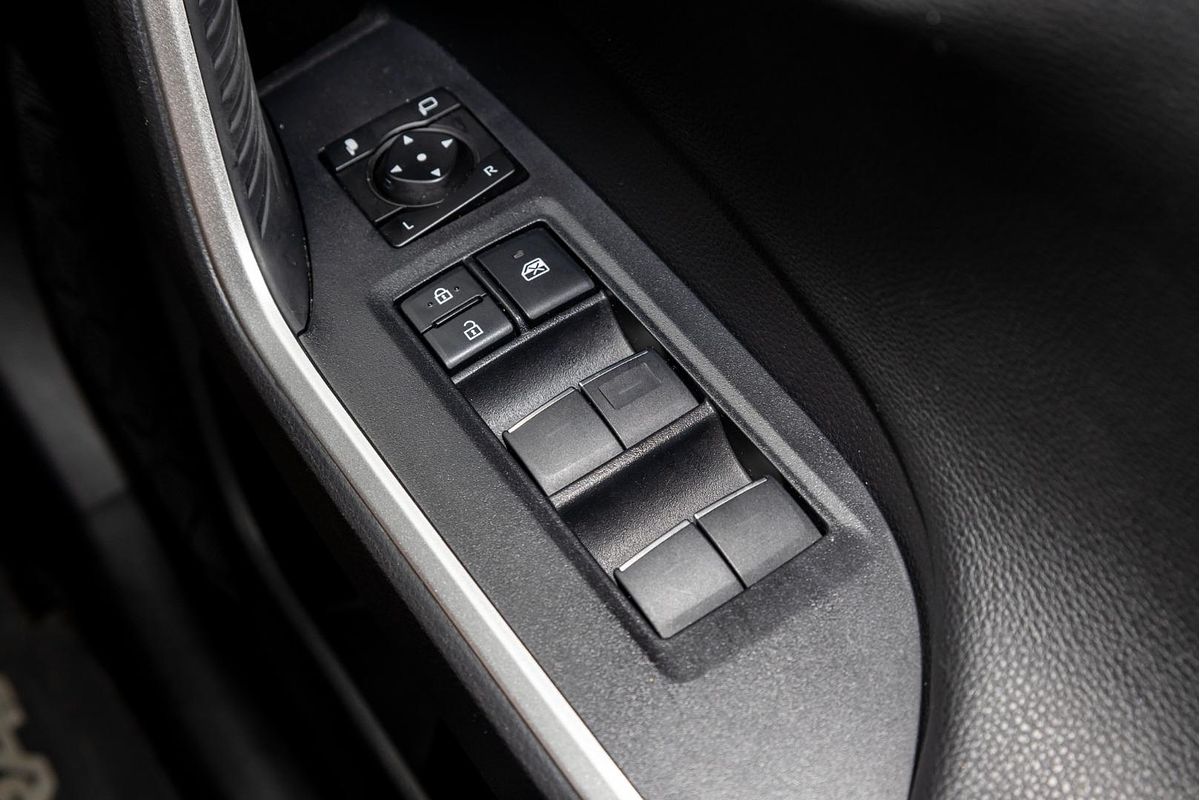 2022 Toyota RAV4 XSE AXAH52R