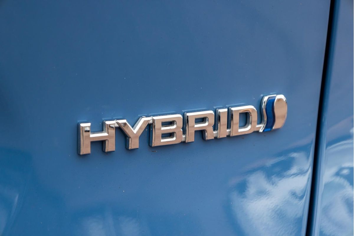 2022 Toyota RAV4 XSE AXAH52R
