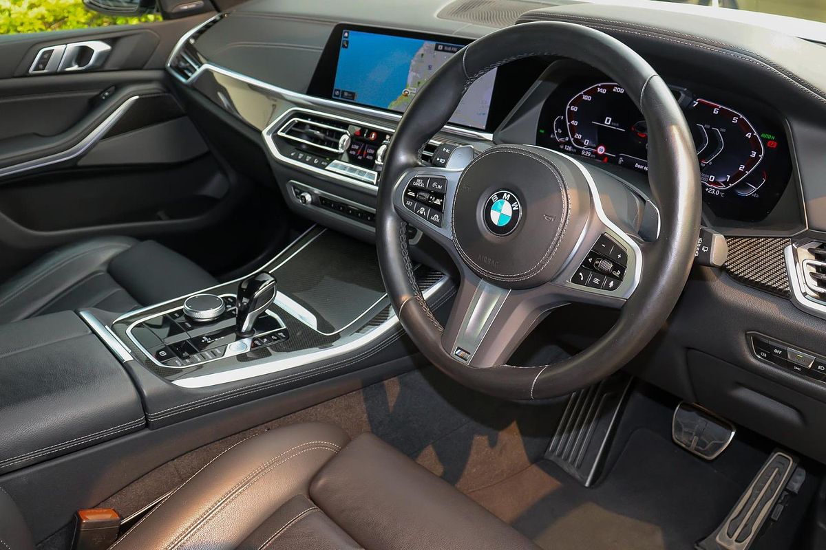 2022 BMW X5 M50i G05