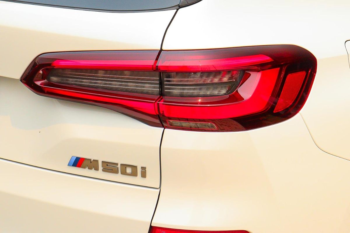 2022 BMW X5 M50i G05