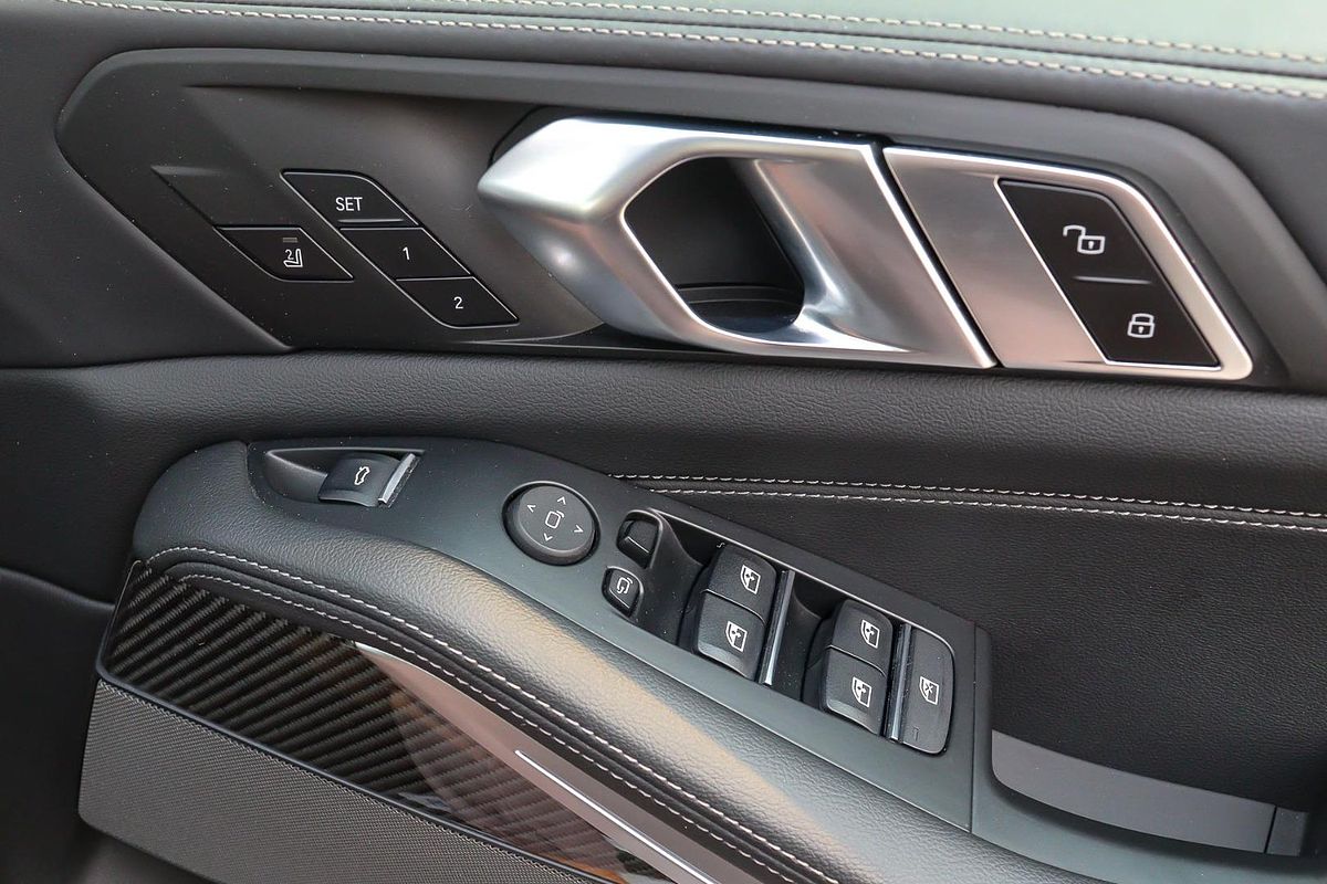 2022 BMW X5 M50i G05