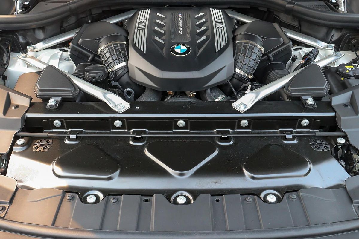 2022 BMW X5 M50i G05