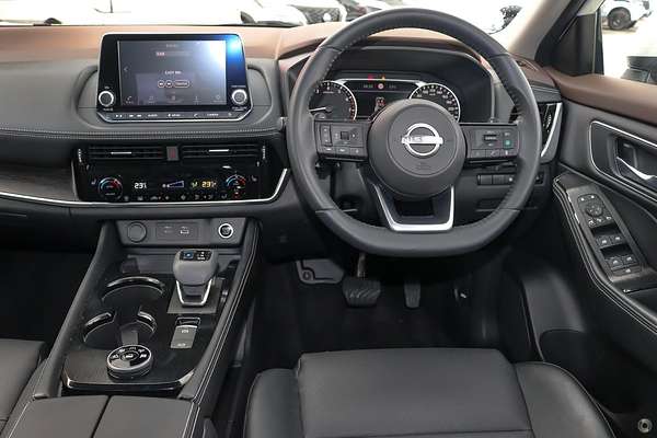 2024 Nissan X-TRAIL ST-L T33
