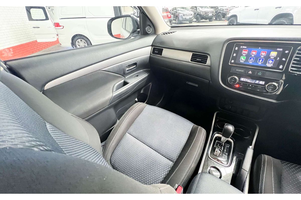 2018 Mitsubishi Outlander ES ZL