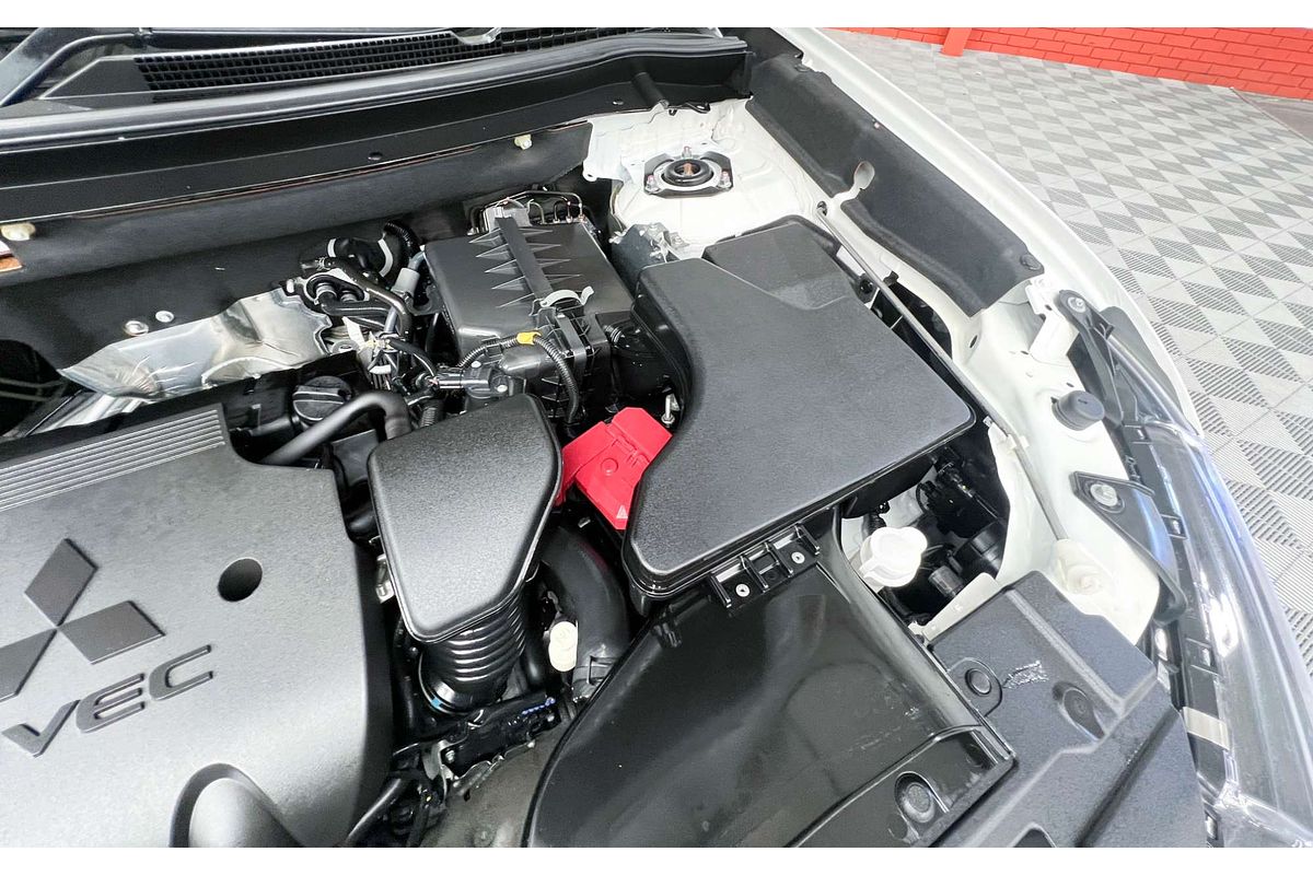 2018 Mitsubishi Outlander ES ZL