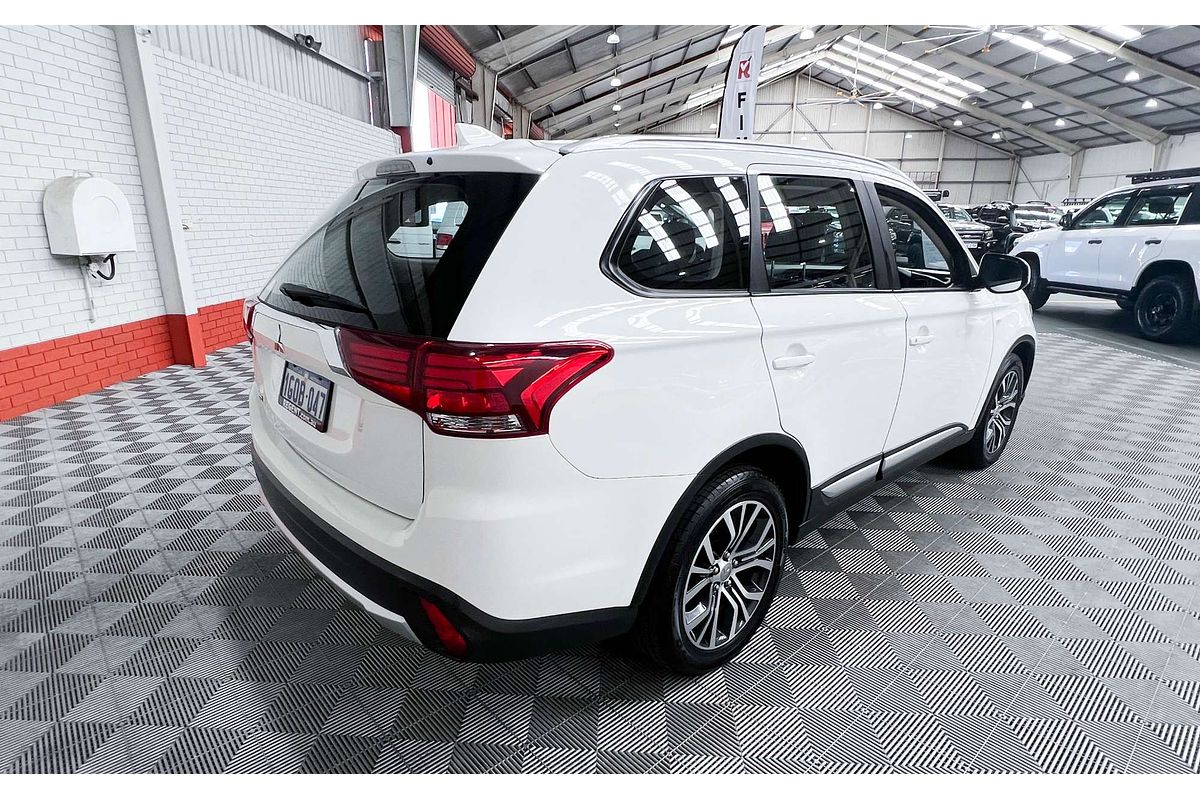 2018 Mitsubishi Outlander ES ZL