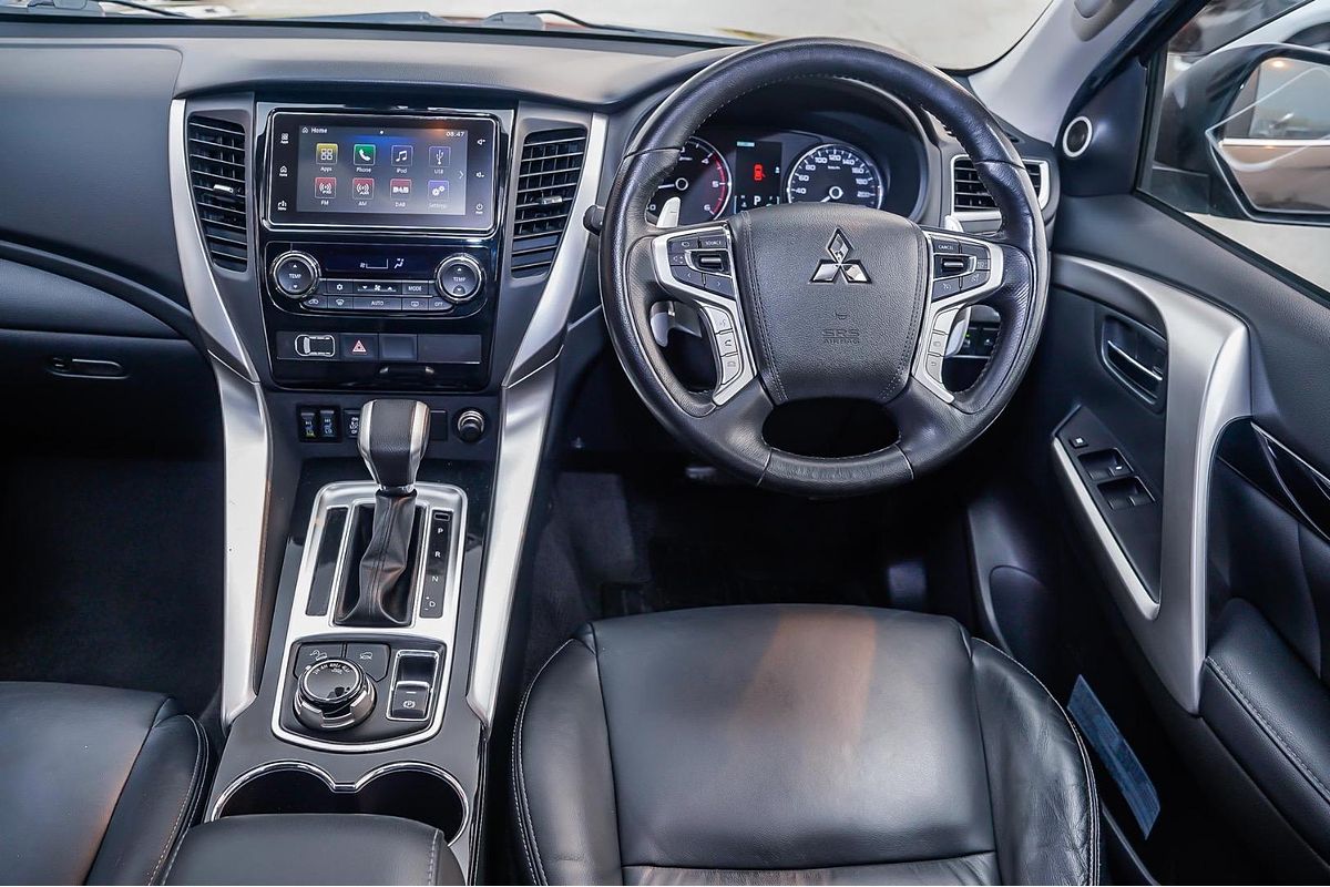 2015 Mitsubishi Pajero Sport Exceed QE