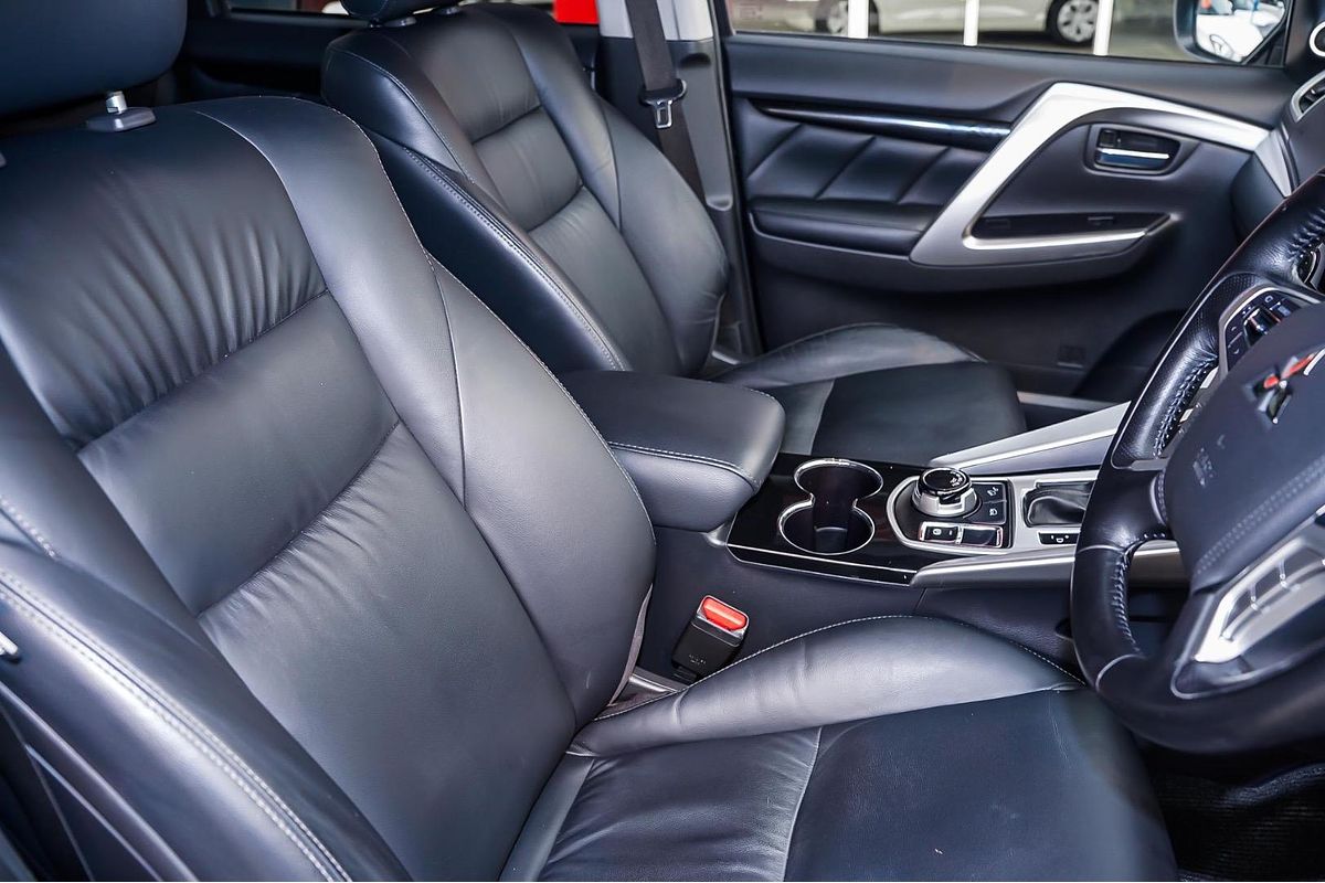 2015 Mitsubishi Pajero Sport Exceed QE