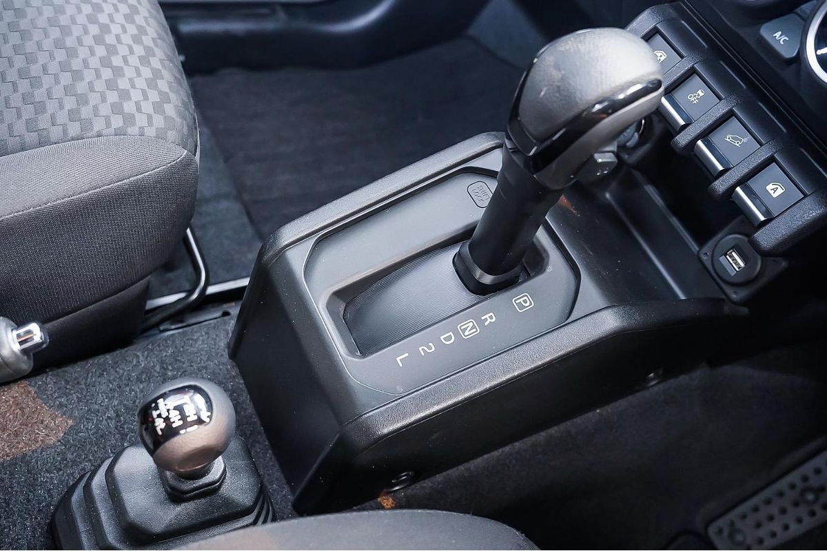 2019 Suzuki Jimny GLX GJ