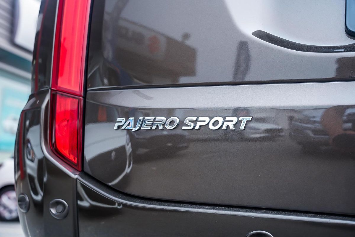 2015 Mitsubishi Pajero Sport Exceed QE