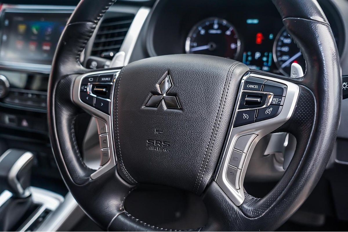 2015 Mitsubishi Pajero Sport Exceed QE