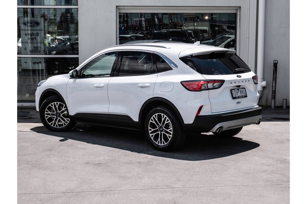 2023 Ford Escape ZH