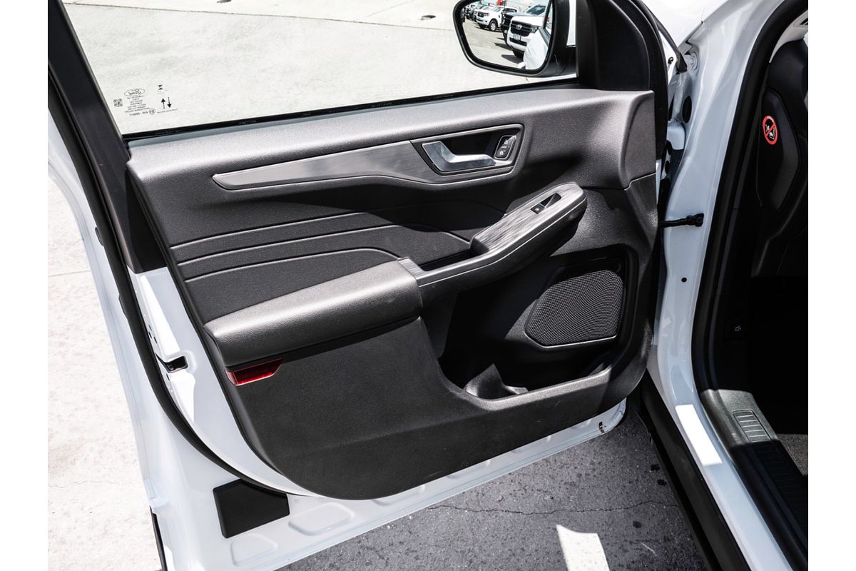 2023 Ford Escape ZH