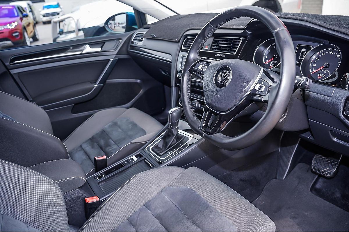 2014 Volkswagen Golf 103TSI Highline 7