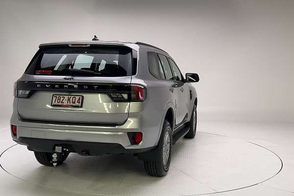 2024 Ford Everest Ambiente 2.0L
