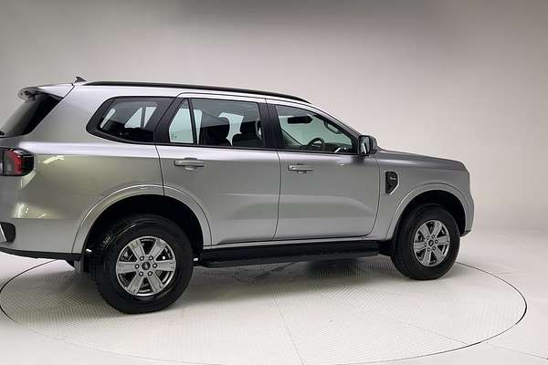 2024 Ford Everest Ambiente 2.0L