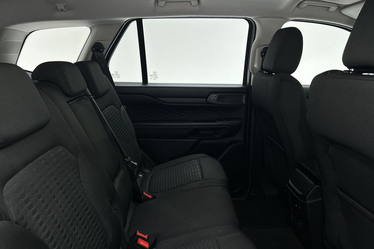 2024 Ford Everest Ambiente 2.0L