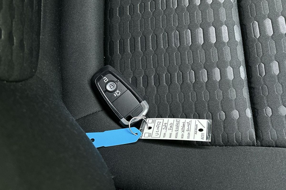 2024 Ford Everest Ambiente 2.0L