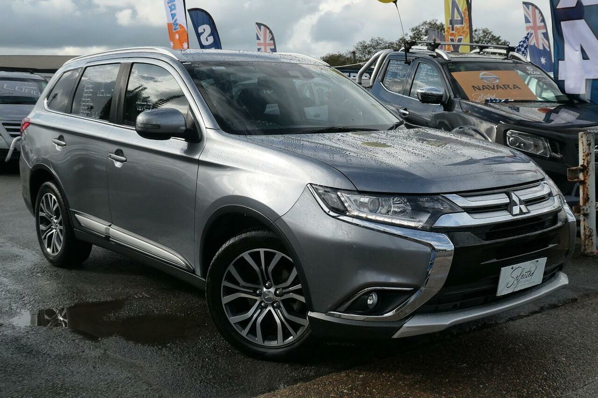 2017 Mitsubishi Outlander LS Safety Pack ZK