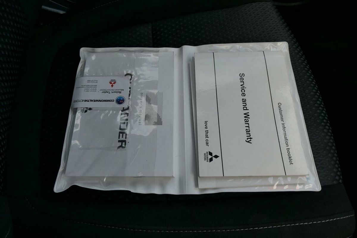 2017 Mitsubishi Outlander LS Safety Pack ZK