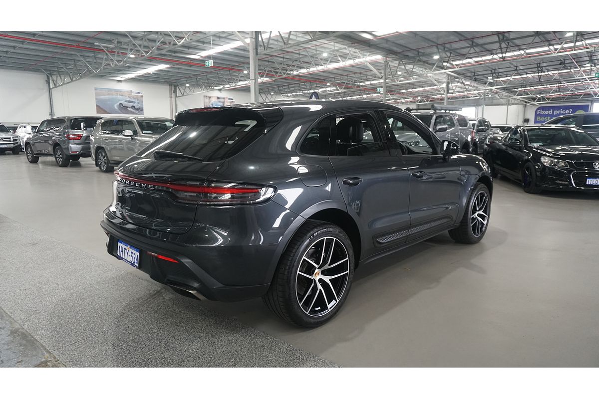 2021 Porsche Macan 95B