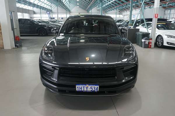 2021 Porsche Macan 95B
